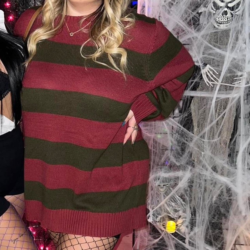 Oversized Red and Green Knit Sweater